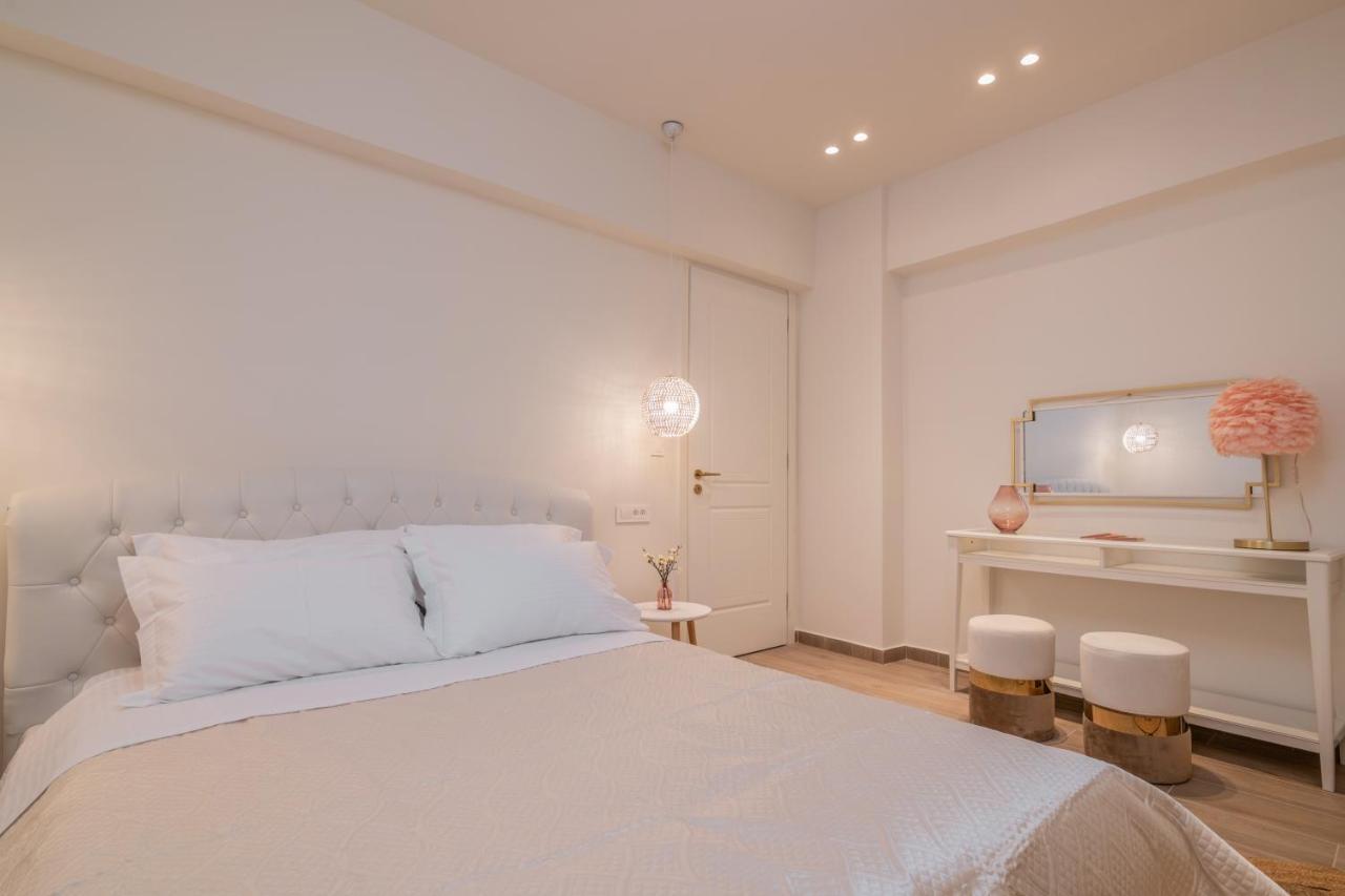 Blush & Crema Apartments Zakynthos stad Exteriör bild